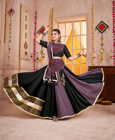 Navratri Designer print with katchi work Ready To Wear Lehenga Choli (Copy) houseofpanchhi