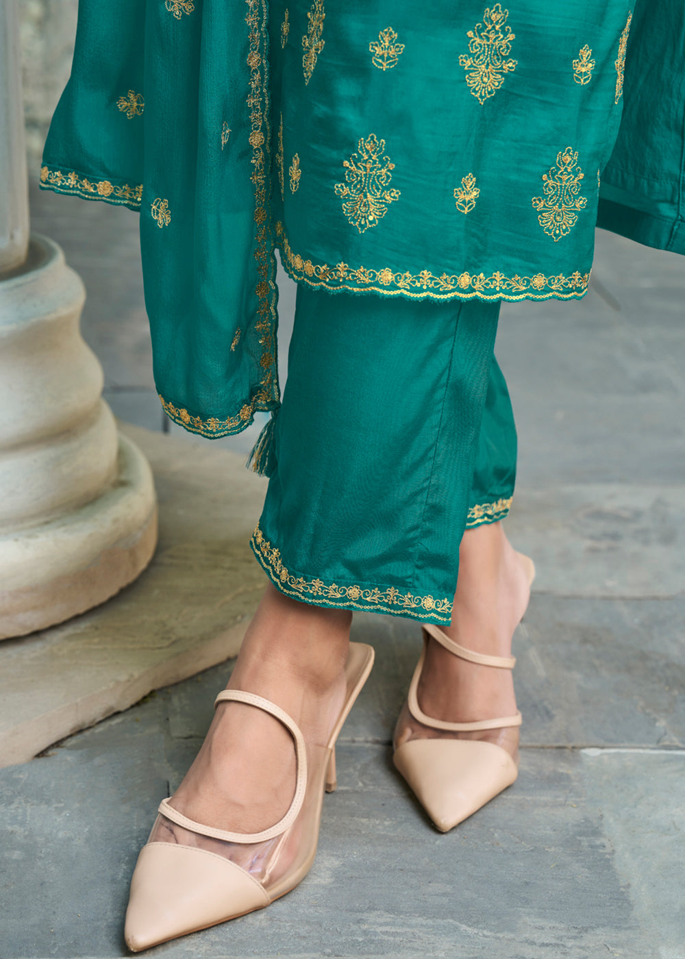 Dola Silk Fabric Bandhni Print & Zari Work Ready to wear Salwar & Kurta Set
