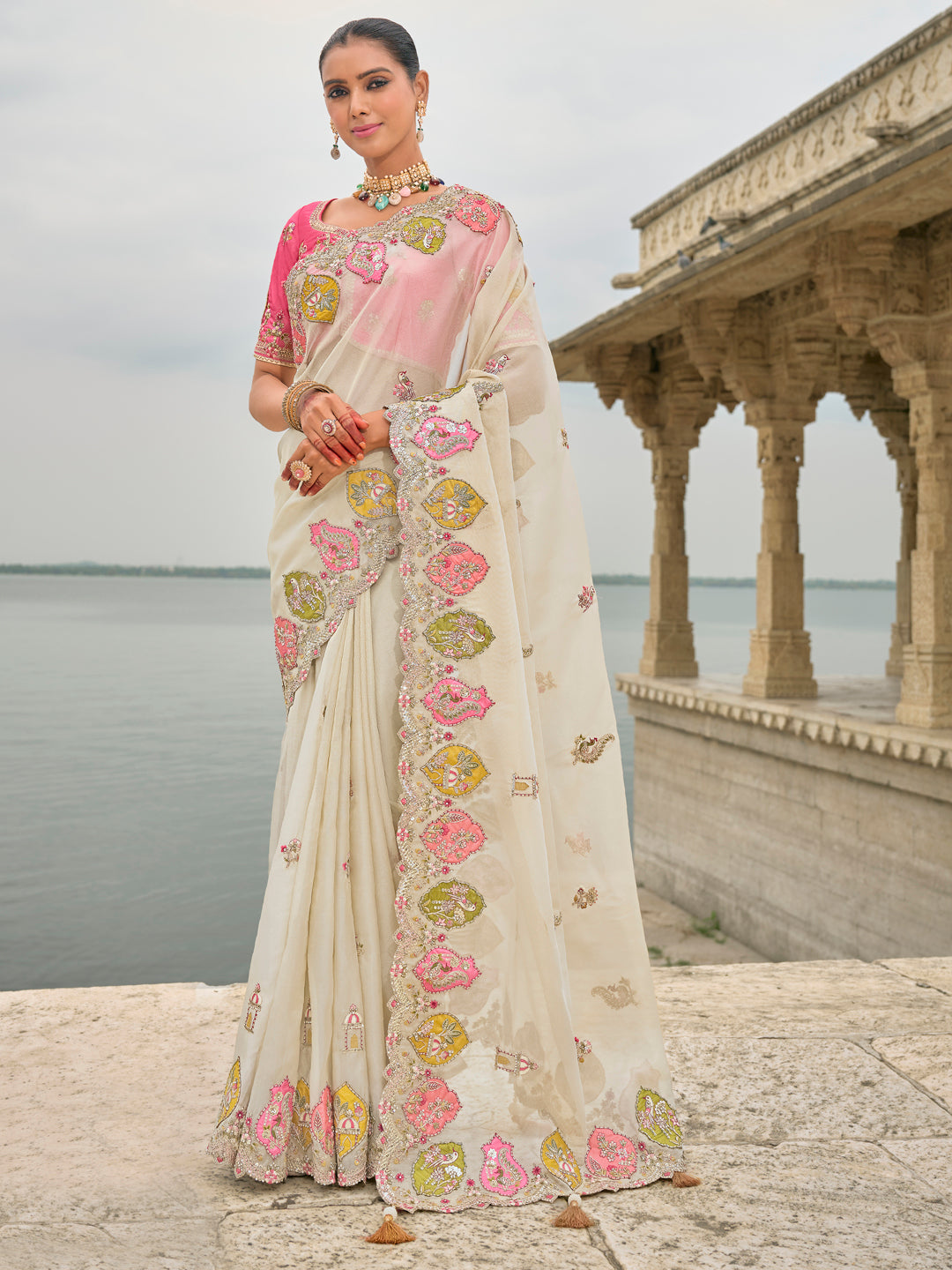 Off-White Color Tissue Silk Embroidered with Heavy Patchwork & Cutwork Border Saree with Contrast Blouse