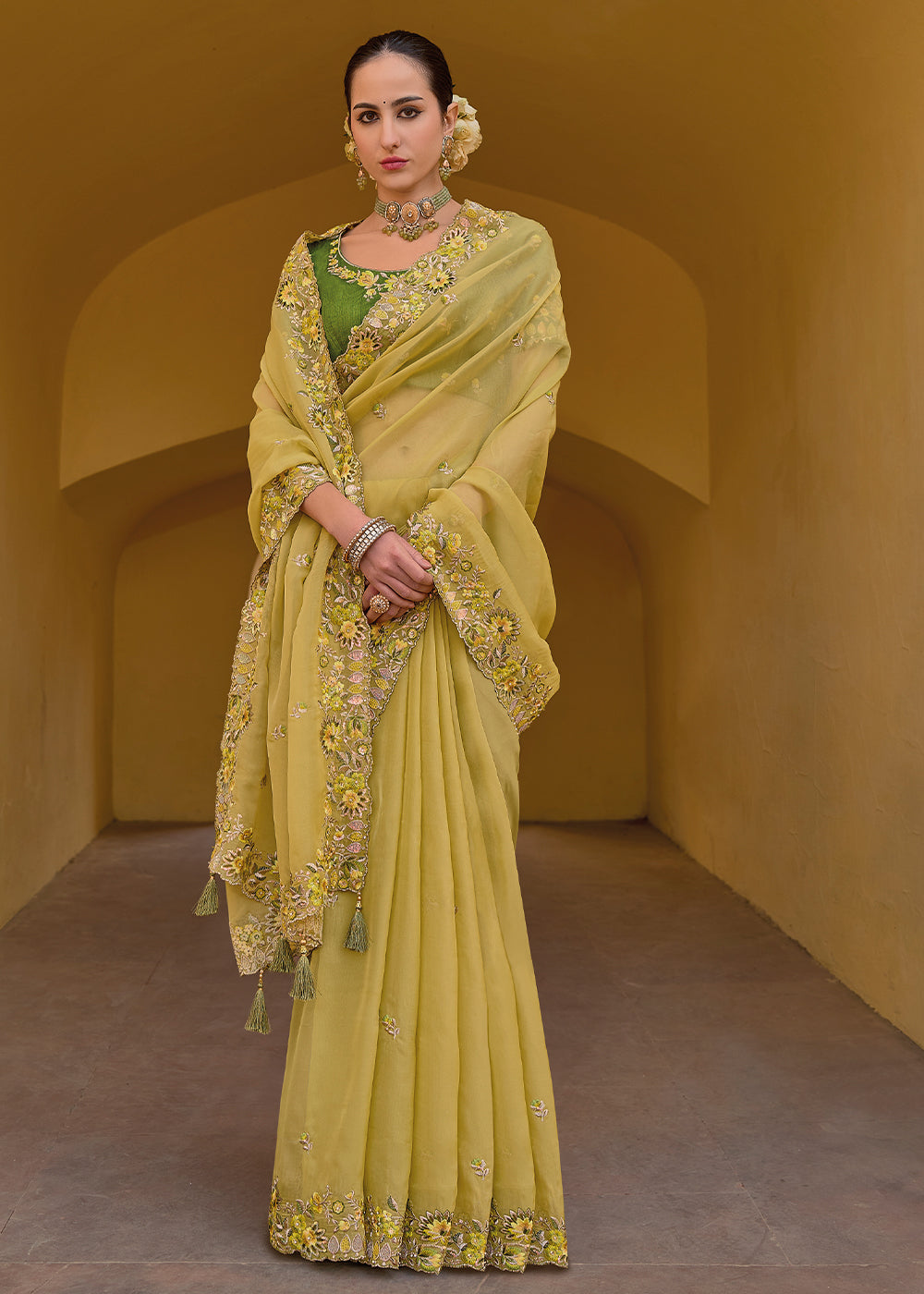 Yellow Organza Silk Handwork Embroiderey Cut Work Border C-Pallu Saree